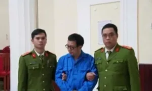 Cựu giám đốc Đại học Huế cho thu vượt 2,6 triệu đồng với mỗi chứng chỉ B1