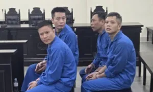 Cựu công an nhận tiền để tha 4 người dùng ma túy ở quán karaoke